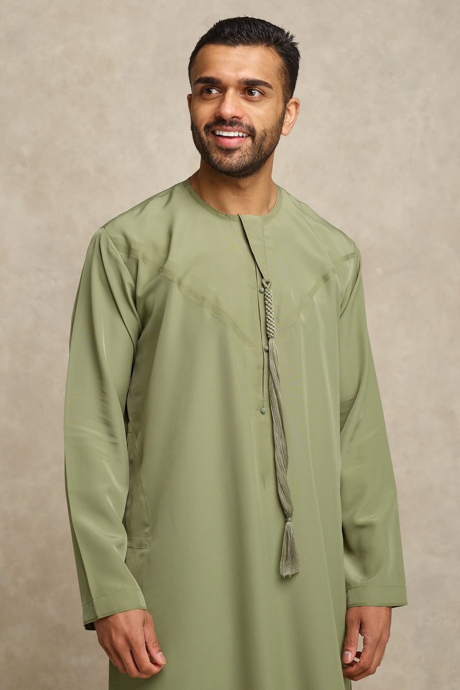 Qamis émirati de luxe vert olive