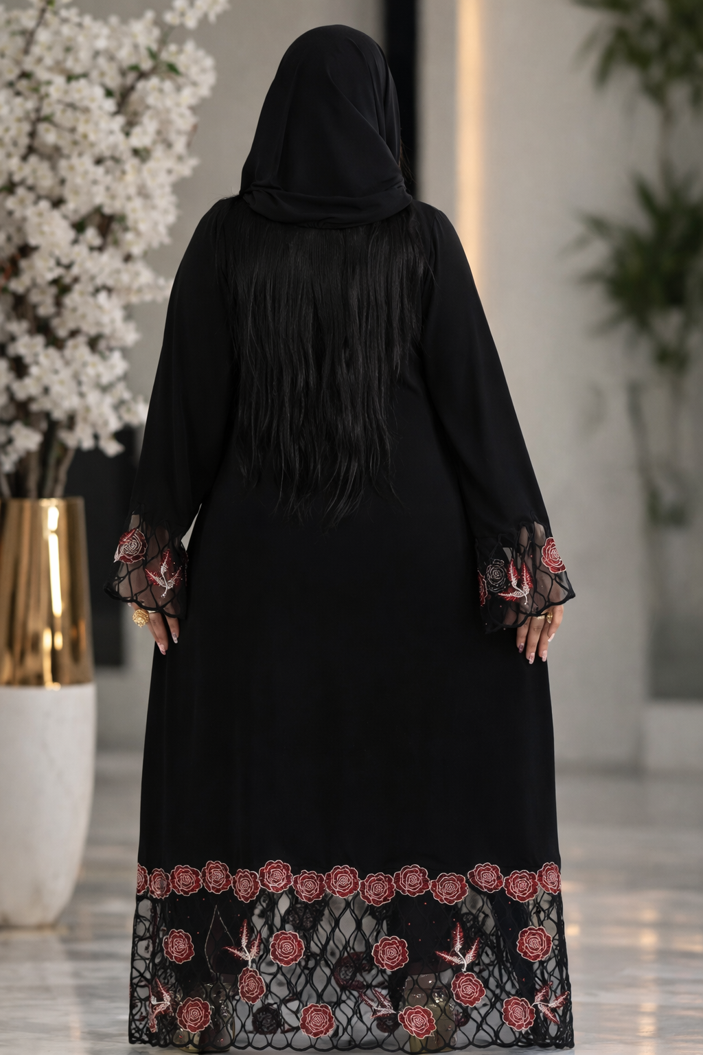 Mech Lace detailled Abaya
